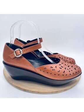 Robert Clergerie Shoes Womens 8.5 Brown Leather Mary Jane Perforated Platform